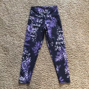 Aerie pattern leggings